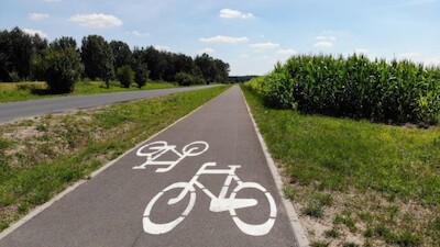 W gminie Komorniki powstanie nowy chodnik i ścieżka rowerowa