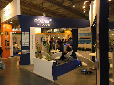 Stoisko Poznania i Metropolii Poznań na Tour Salonie