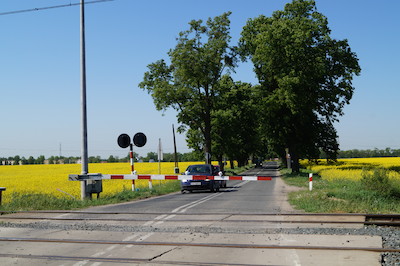 Bezkolizyjne wiadukty nad linią kolejową nr 354