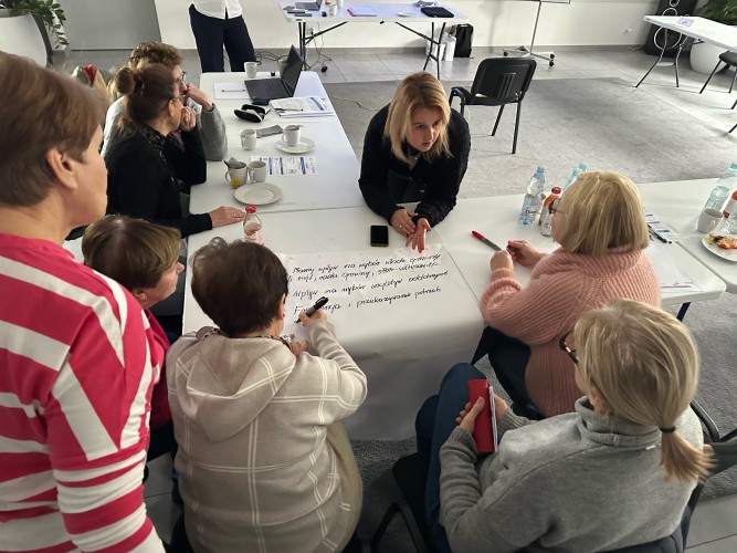 Zdjęcie ilustrujące warsztaty dla seniorów w Dąbrowie w Gminie Dopiewo