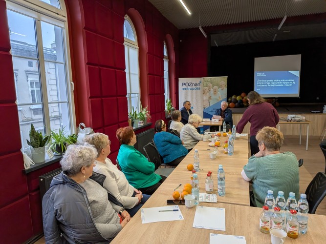Zdjęcie ilustrujące warsztaty dla seniorów w Swarzędzu