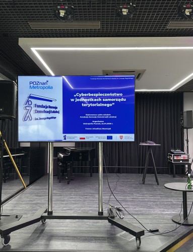 Zdjęcie przedstawia ekran z informacjami o szkoleniu.