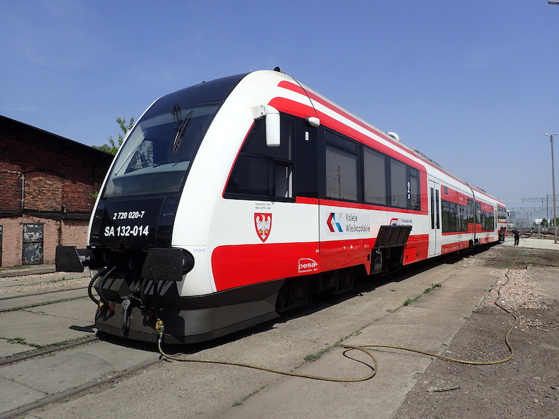 SZYNOBUS - SA132